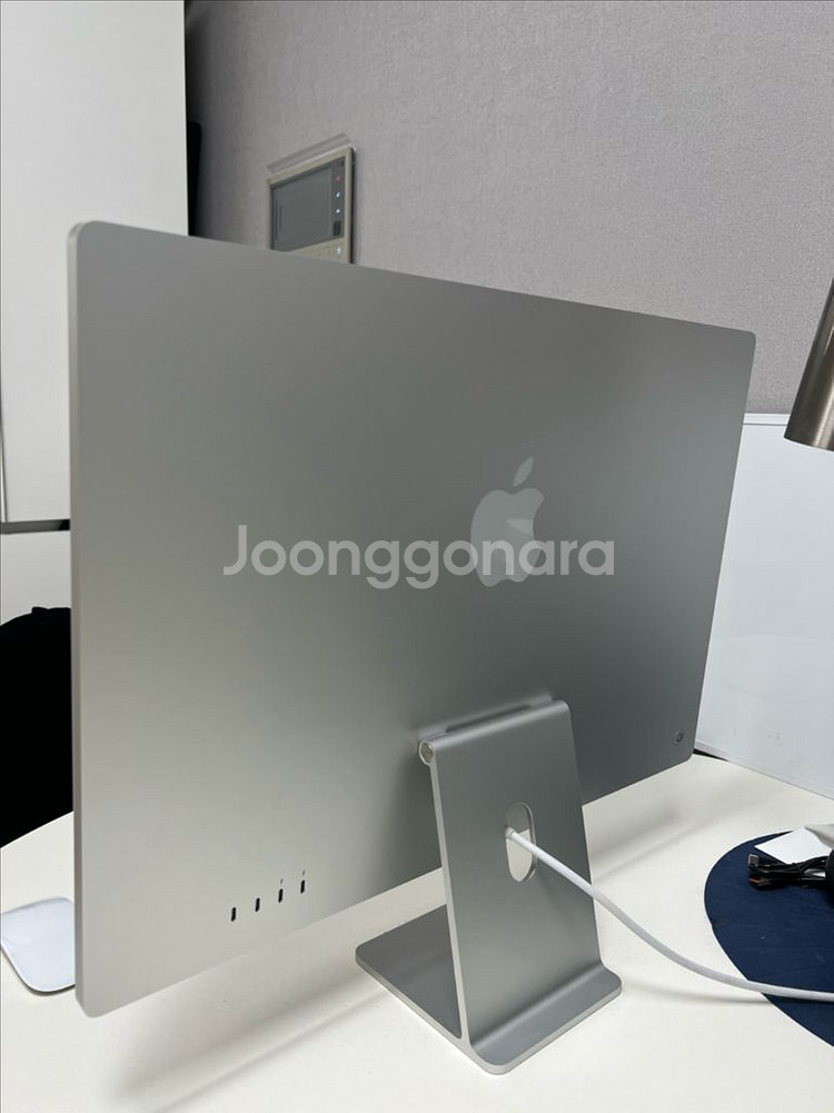 아이맥 iMac M3 24GB RAM / 2TB SSD--1