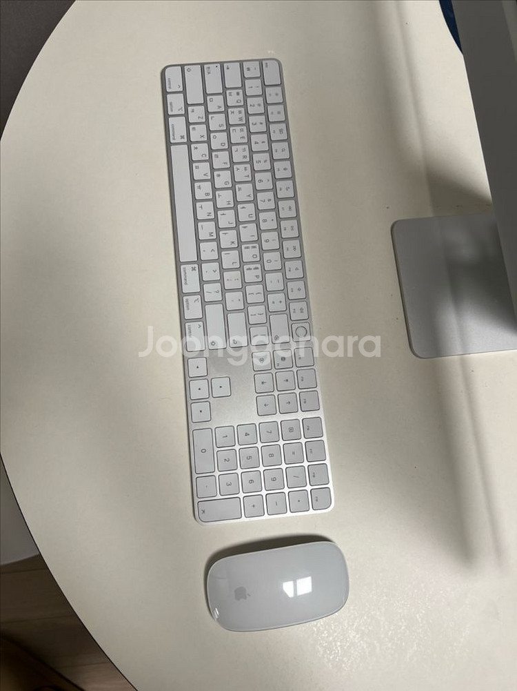 아이맥 iMac M3 24GB RAM / 2TB SSD--2
