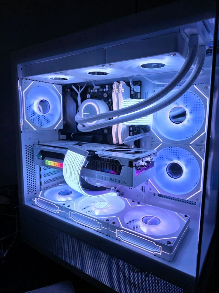 라이젠5 9600X RX9070XT 화이트 - 안심되는 중고거래