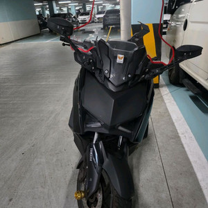xmax300