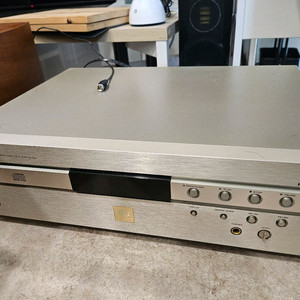 마란츠 SA7001 CD플레이어