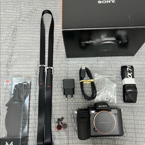 소니 a7m4 ILCE-7M4