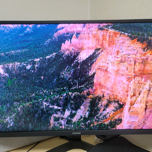 삼성 U32J590UQK 32인치 4K 모니터
