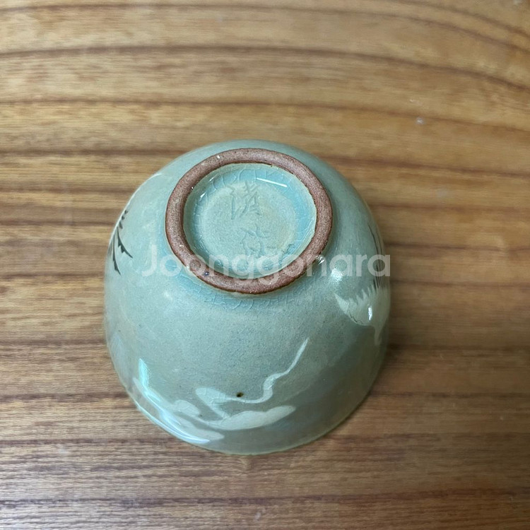고려청자 운학문 찻잔--9