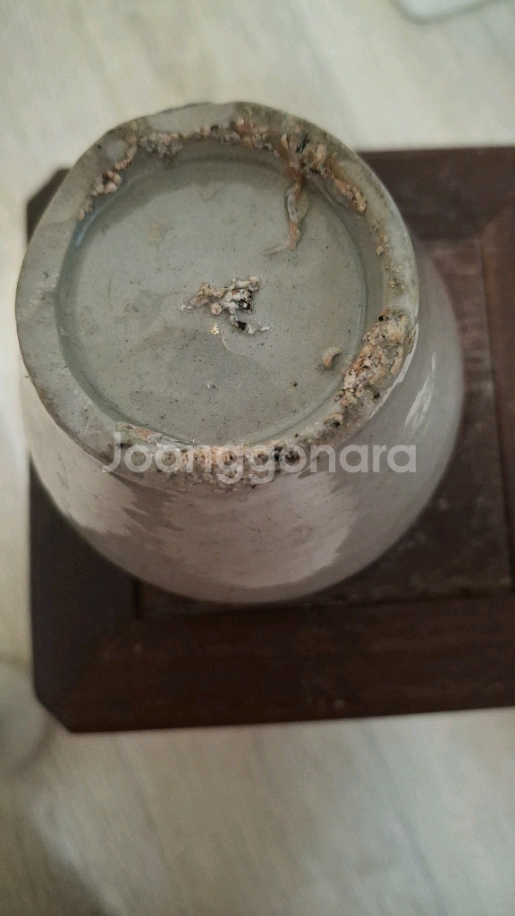 조선백자유개호--3