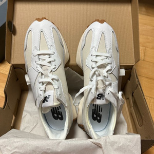 뉴발란스327 문빔 레더(WS327LA)