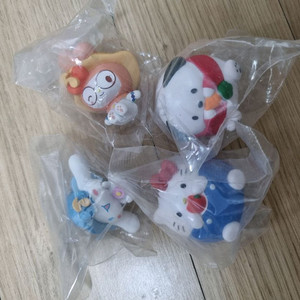 산리오 가챠 판매