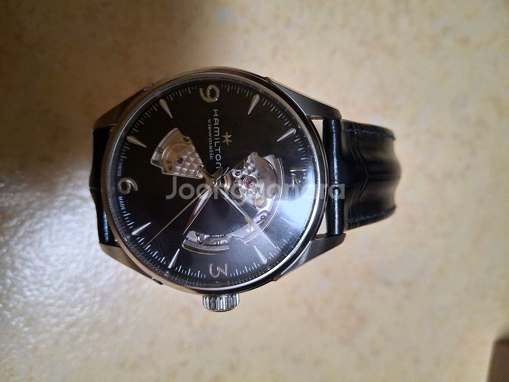 해밀턴 시계 재즈마스터 오픈하트 42mm--1