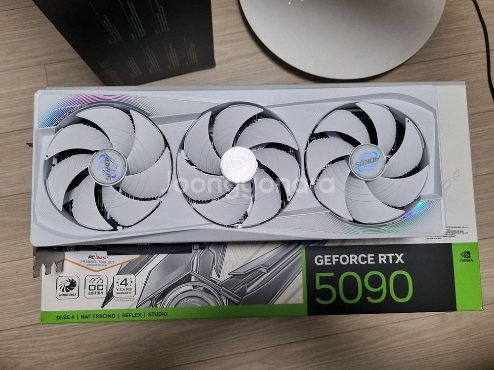 기가바이트 rtx 5090 어로스마스터 아이스 팝니다--0
