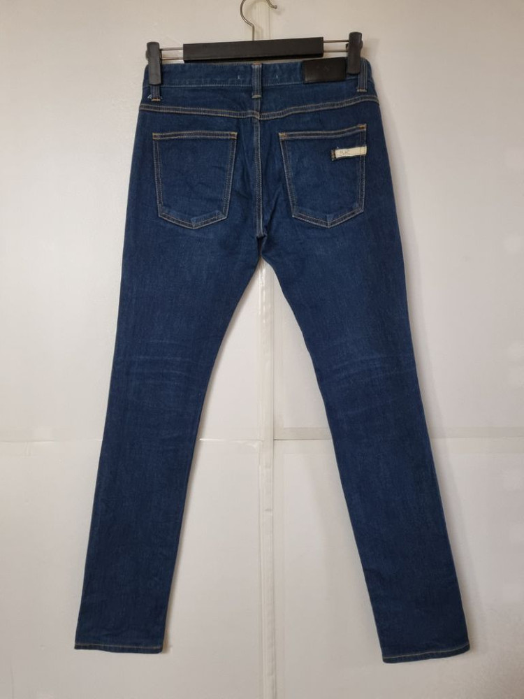 31)플랙진 가죽패치 중청 스판 터키산 일자청바지--1