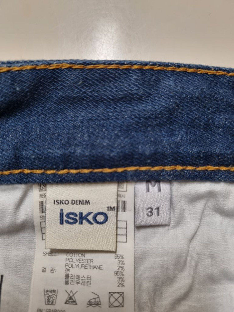 31)플랙진 가죽패치 중청 스판 터키산 일자청바지--5