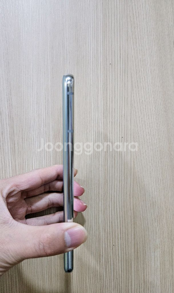 갤럭시 S21플러스 256G팝니다--5