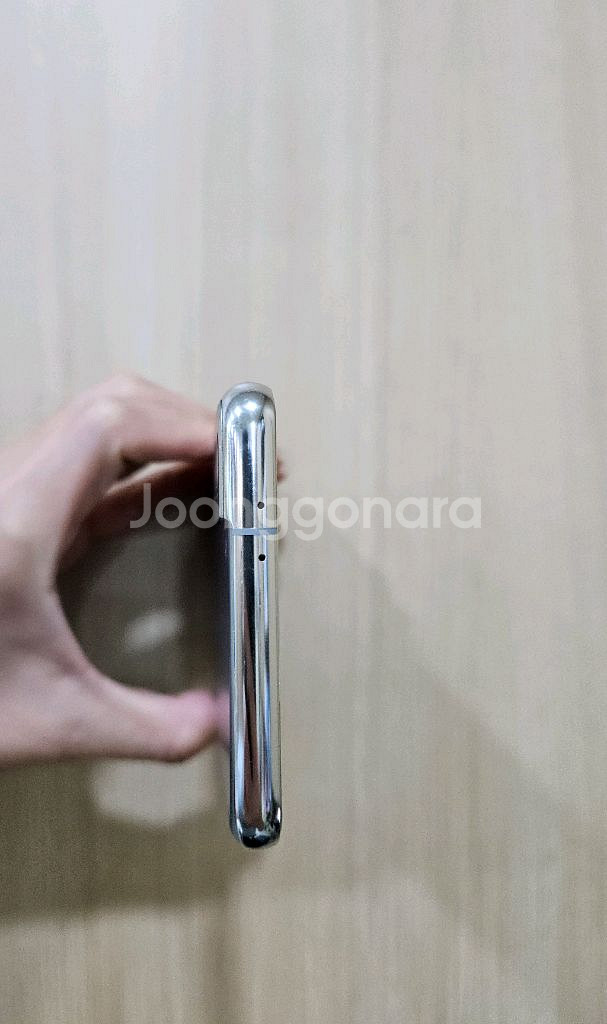 갤럭시 S21플러스 256G팝니다--6