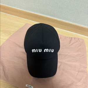 미우미우볼캡