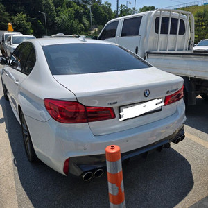 g30 540i 순정퍼포먼스배기 팝니다.