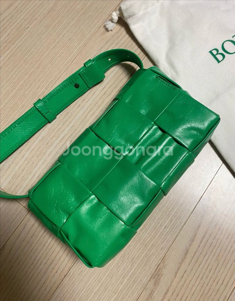 보테가카세트백--5