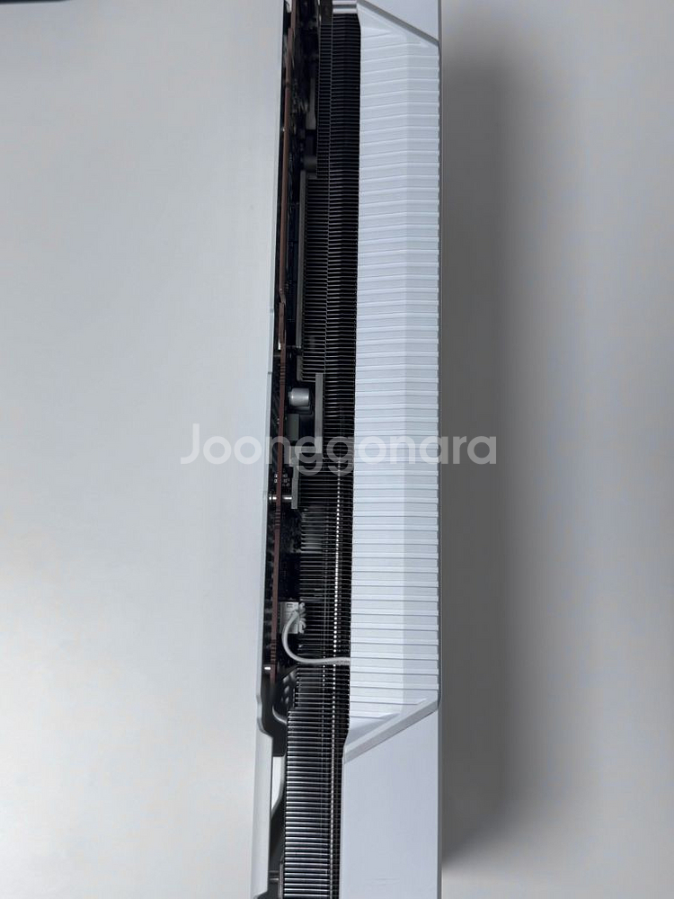 풀박스 XFX Radeon RX 7900GRE--3