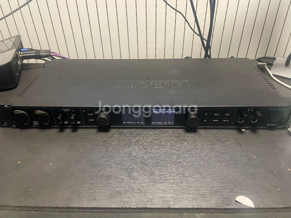 motu 828es 판매합니다--0