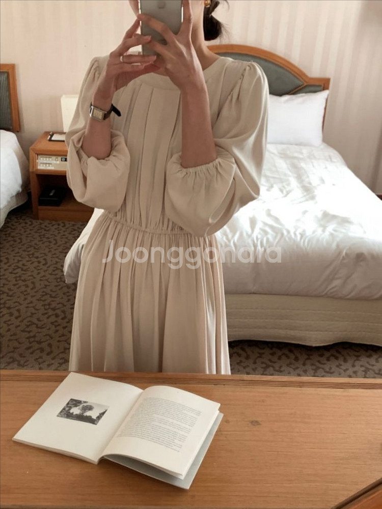 핀턱 퍼프 뒷버클 여신 롱원피스 새제품--5