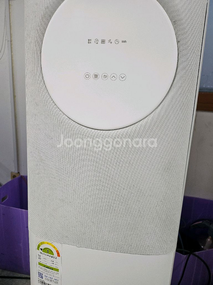 18년식 무풍2구 스탠드에어컨 팝니다.--1