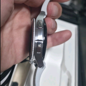 갤럭시 워치6 클래식 43mm 판매합니다