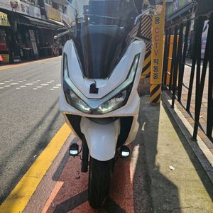 25년형 pcx125