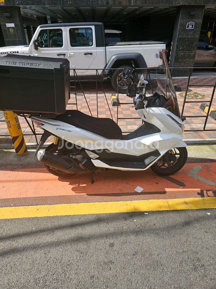 25년형 pcx125--1