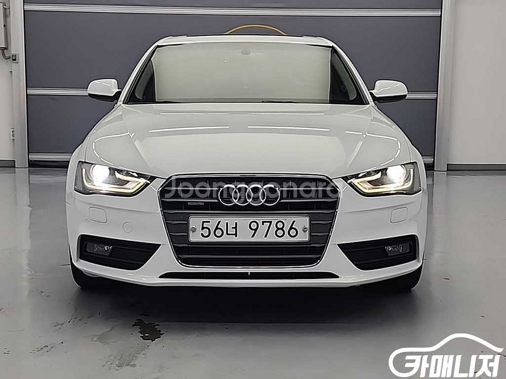 [아우디]뉴 A4 2.0 TDI 콰트로 다이나믹 (5인--1