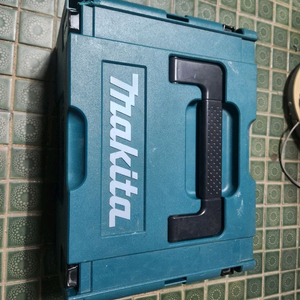 마끼다 석고보드 컷팅 SD100D