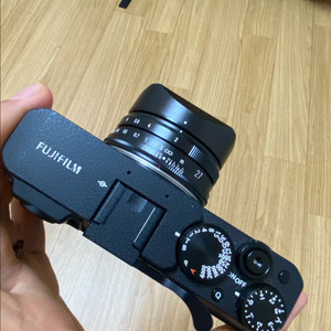 후지 XE4 + 보이그랜더 울트론 27mm f2