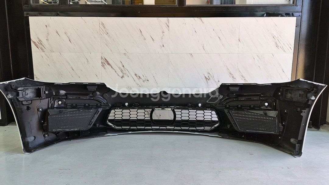 bmw g30 후기형 m5 범퍼,프론트립,언더커버 포함--3