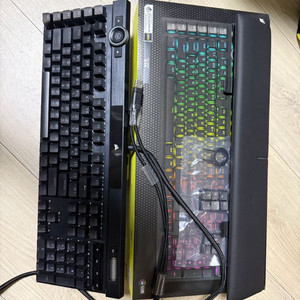 커세어 K100 키보드