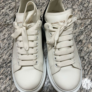 알렉산더맥퀸 40 번장예약
