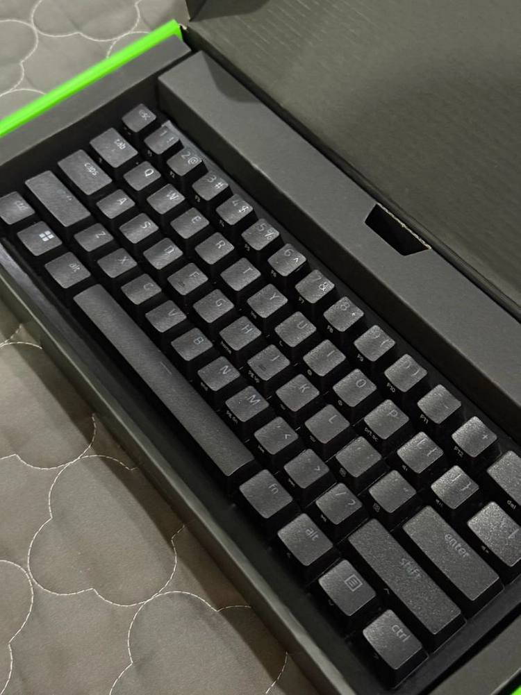 레이저 헌츠맨 V3 pro mini 이미지
