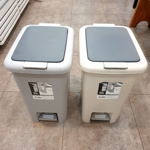 반자동 휴지통 30L 2개 (원형 20L 2개 무료)