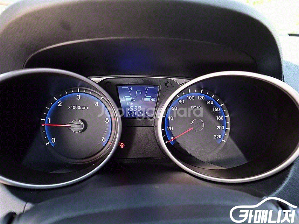 [현대]뉴 투싼iX 디젤(E-VGT)2WD 스마트 스페--8