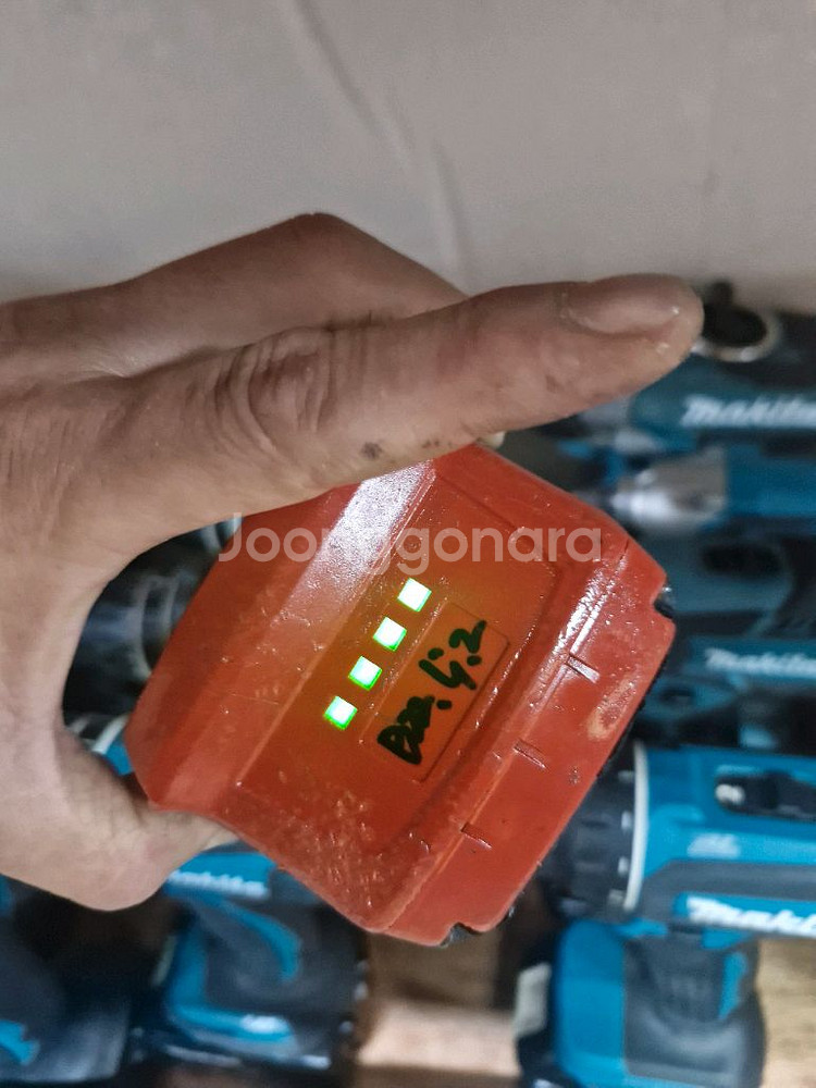 [HILTI]힐티배터리 B22 5.2AH 3개 일괄판매--4