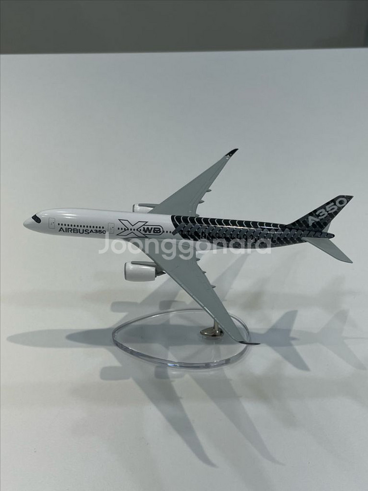 에어버스 A350 XWB 1:400 스케일 모형 새상품--1