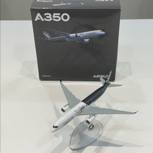 에어버스 A350 XWB 1:400 스케일 모형 새상품