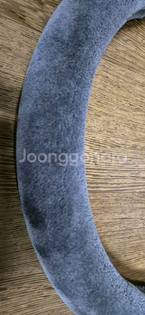자동차 핸들커버 판매합니다.--2