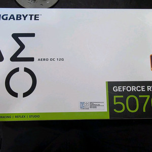 기가바이트 RTX 5070 AERO OC D7 12GB