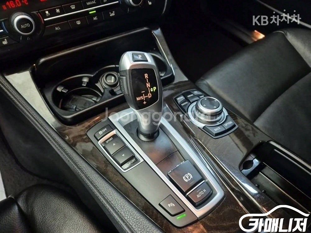 [BMW]5시리즈 (F10) 520d (5인승) #앱특--7