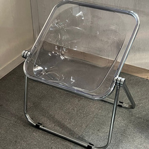 접이식 투명 의자