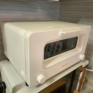 발뮤다 더 토스트 화이트(k05b)