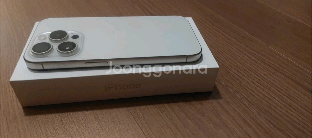 아이폰 15프로 256GB 상태 S급--2