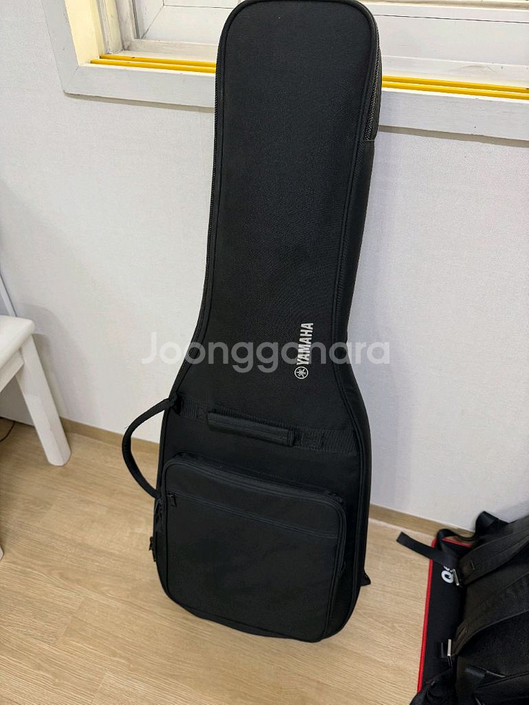 야마하 RS820CR 일렉기타 판매합니다--2