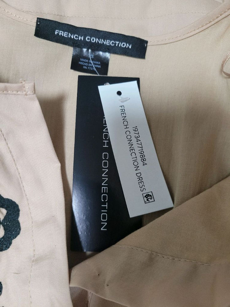 프렌치커넥션 자수 원피스 55--2