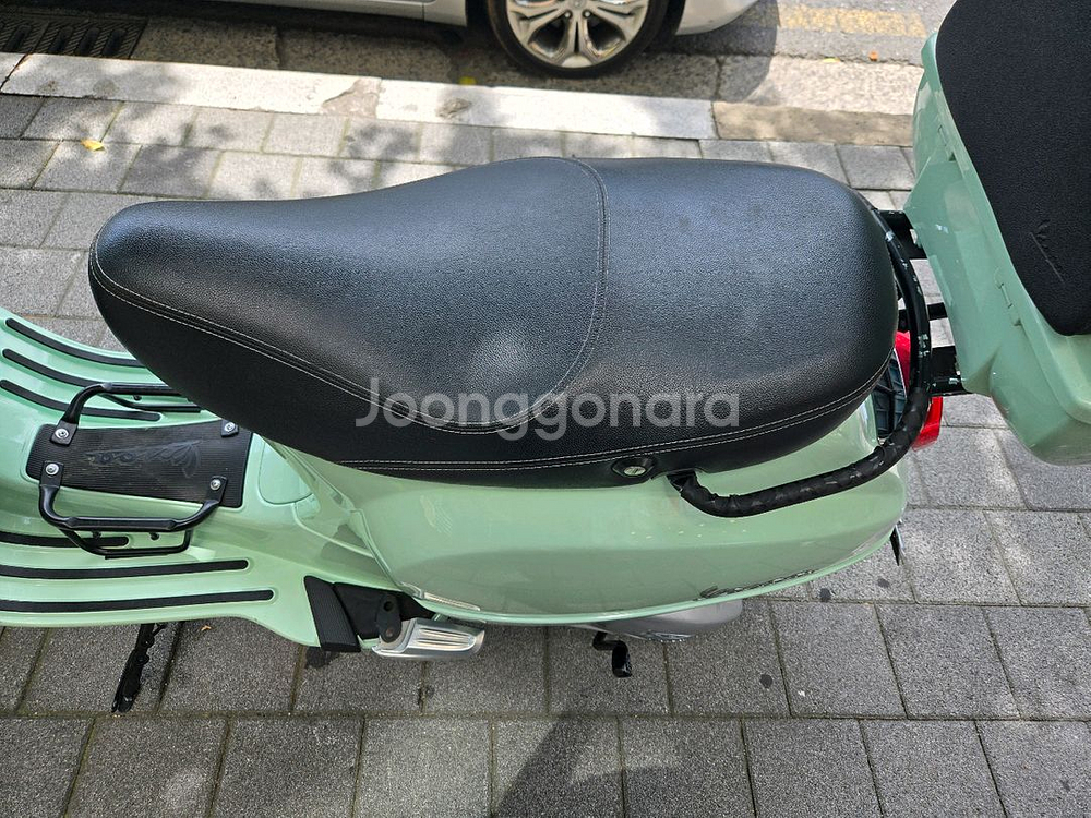 베스파 스쿠터 LX125 (2021년)민트색--2