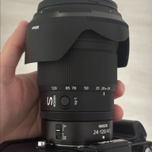 니콘 Zf + 24-120 + 26mm