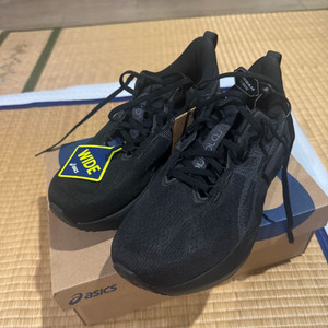 아식스 노바블라스트 5 260 2E